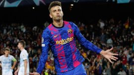 Gerard Pique futbolu bırakıyor